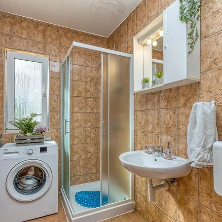 Apartment Studio Sanja With Balcony *